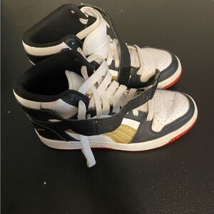 Puma Black and White Sneakers with High-Top Design